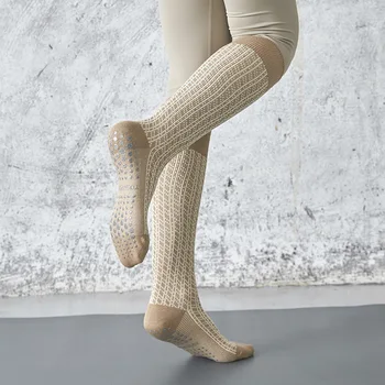 Нови силиконови нескользящие чорапи за пилатес и йога, всеки ден модни шарени спортни чорапи, дамски меки памучни дишащи чорапогащи, чорапи