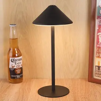 Светодиодна настолна лампа с Usb порт за зареждане, 3-цветен настолна лампа с плавно затъмняване, сензорен екран сензор за офис, ресторант, бар